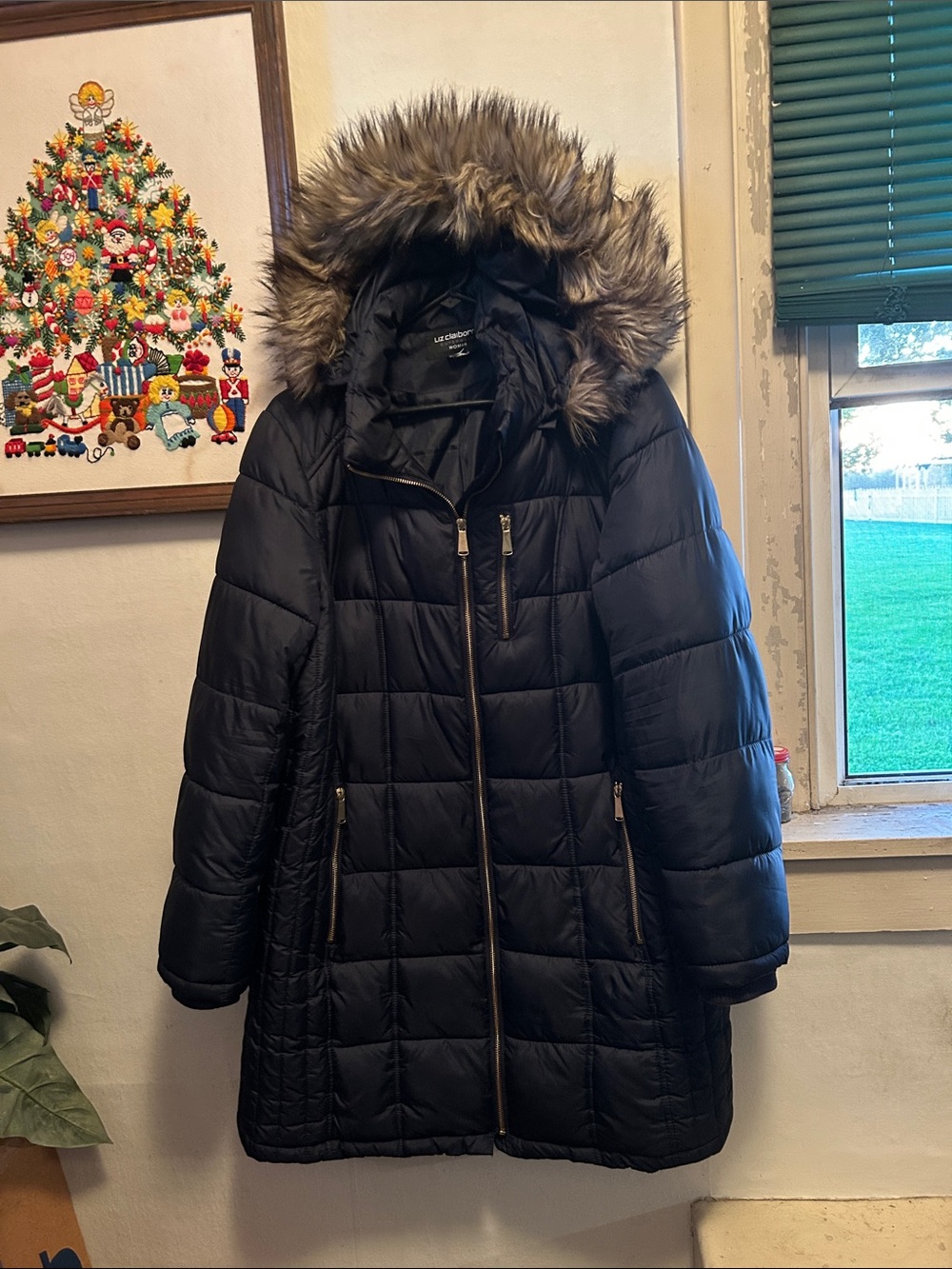 Liz Claiborne Quilted Puffer Coat with Faux Fur Hood Navy 1X (18) very warm!